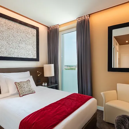 Leonardo Royal Venice 4*