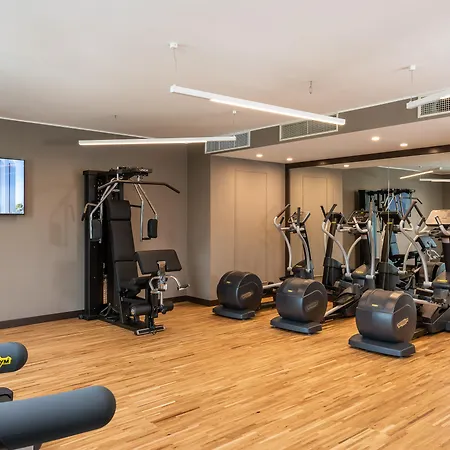 Hotel Leonardo Royal Venice 4*
