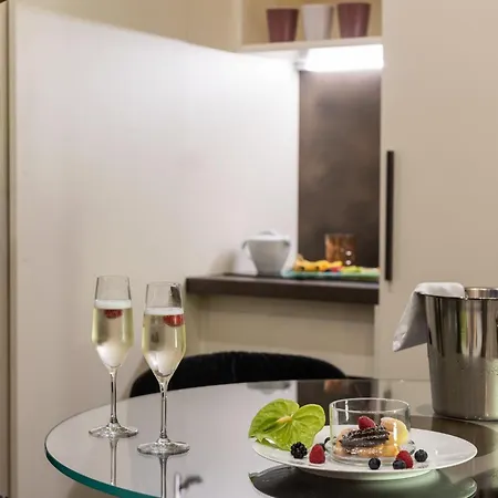 Hotel Leonardo Royal Venice 4*