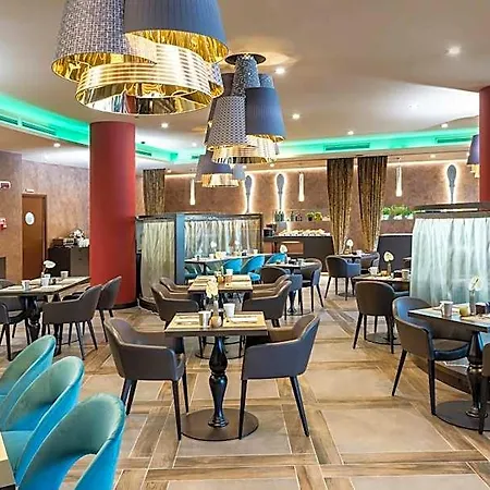 Отель Leonardo Royal Venice 4*